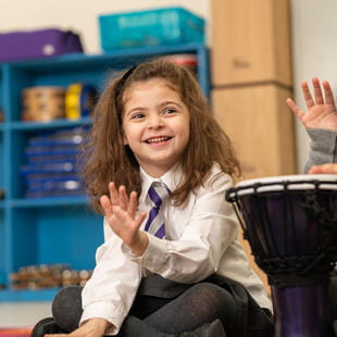 الموارد الأساسية لأولياء الأمور | المدرسة البريطانية بالكويت - 05 Feature Cards Pattern