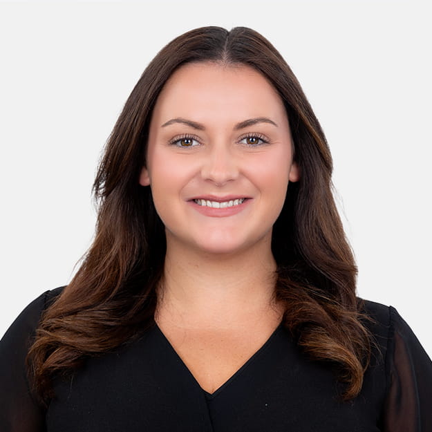 مسار التعليم | المدرسة البريطانية بالكويت - Feature Cards Tabs