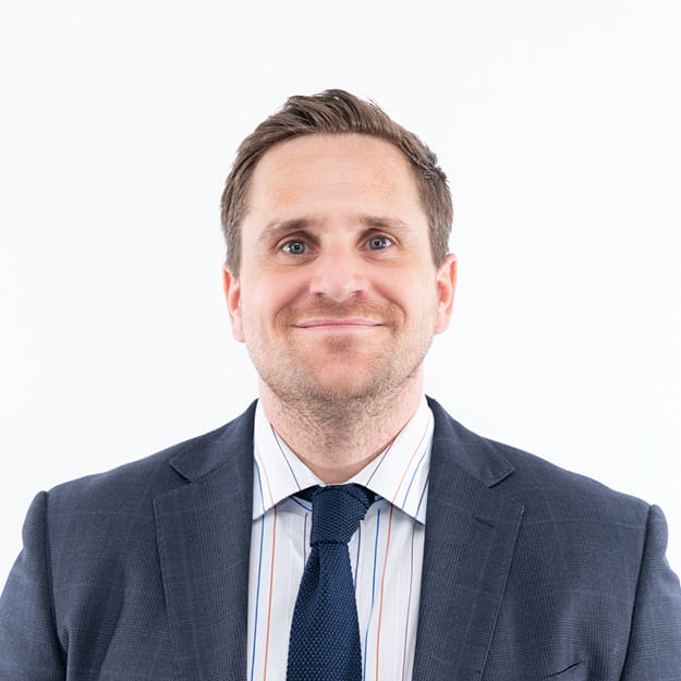 مسار التعليم | المدرسة البريطانية بالكويت - Feature Cards Tabs