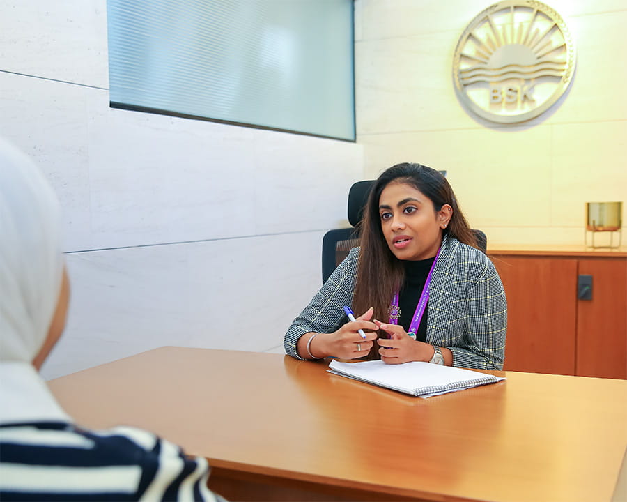 Image_BSK_Kuwait_2023_043_BSK_entry_5050checklist_900x720_2